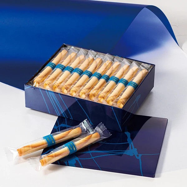 YOKU MOKU Cigare Butter Rolled Cookies 20 Sticks Tin Gift Box Made in Japan