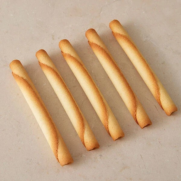 YOKU MOKU Cigare Butter Rolled Cookies 20 Sticks Tin Gift Box Made in Japan